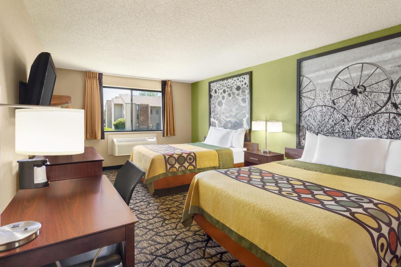 Hotel Super 8 By Wyndham Ankeny/Des Moines Area Extérieur photo
